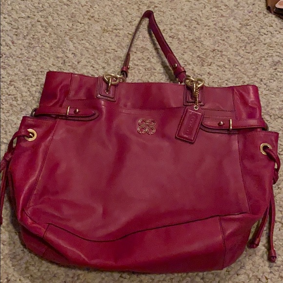 Coach Handbags - Coach Hand bag
